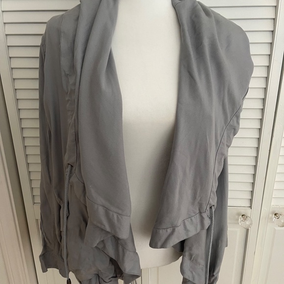 Very Unique Grey casual jacket - Picture 2 of 10